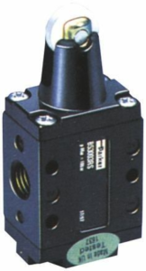 Parker B43/53 Series 3/2 1/4"Bspp Roller / Air Return Manual Valve HIGH Temp