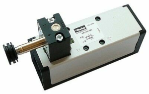 Parker DX Series ISO3 5/2 Single Solenoid / Spring Return Valve c/w CNOMO Operator ISO 5599-1 - NO COIL